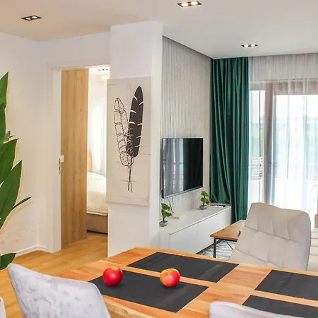 Apartment Azure Heights 1108 Golem (Tirana)